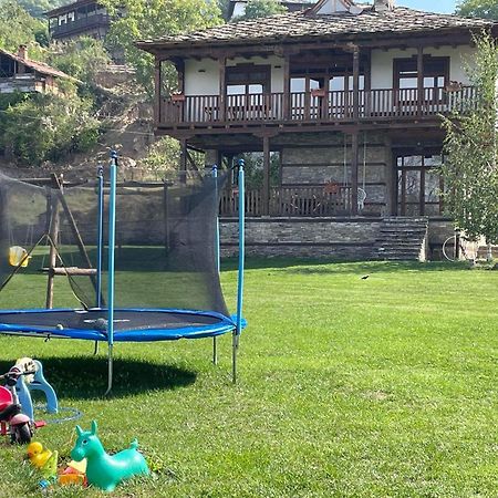 Leshten Guest Homes מראה חיצוני תמונה